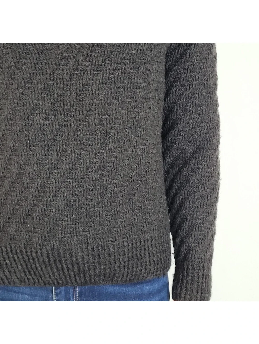Hand Knit V-Neck Sweater Men's Medium Gray Wool Blend Handmade Pullover